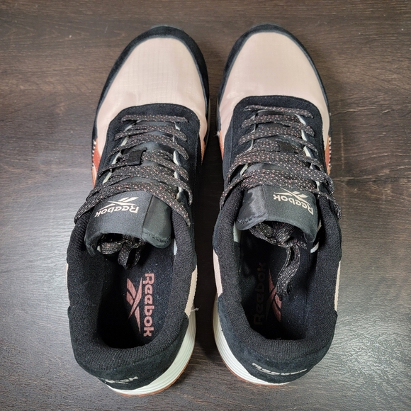 BRAND NEW Reebok Classic Nylon/ Suede Sneaker Men's Size 11.5 - Picture 6 of 7